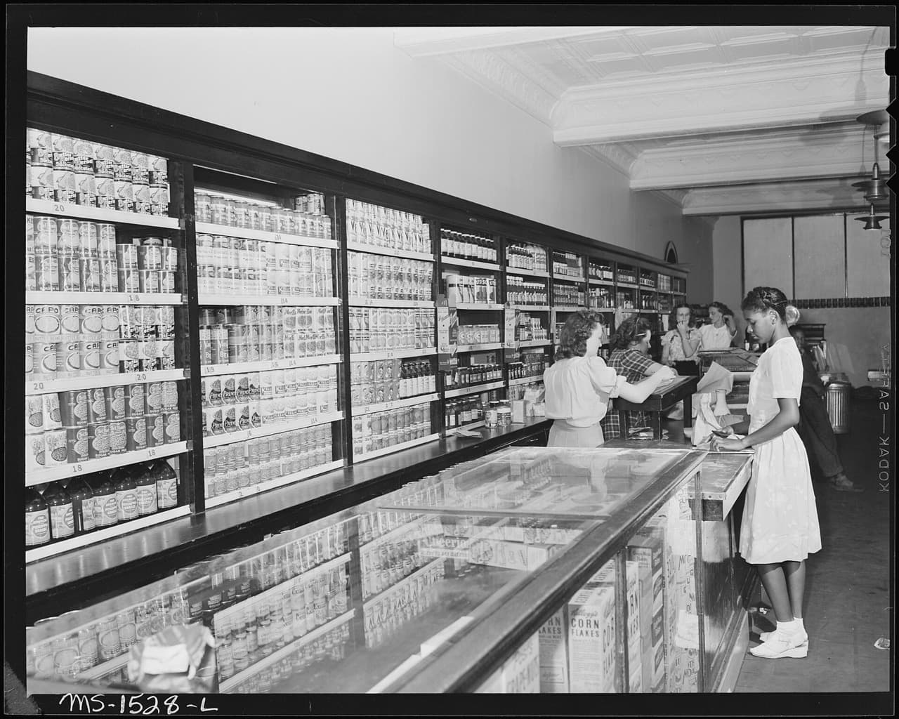 Original archival photograph